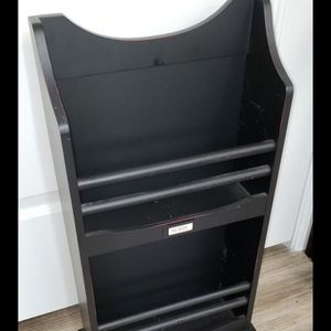 Cool black file holder